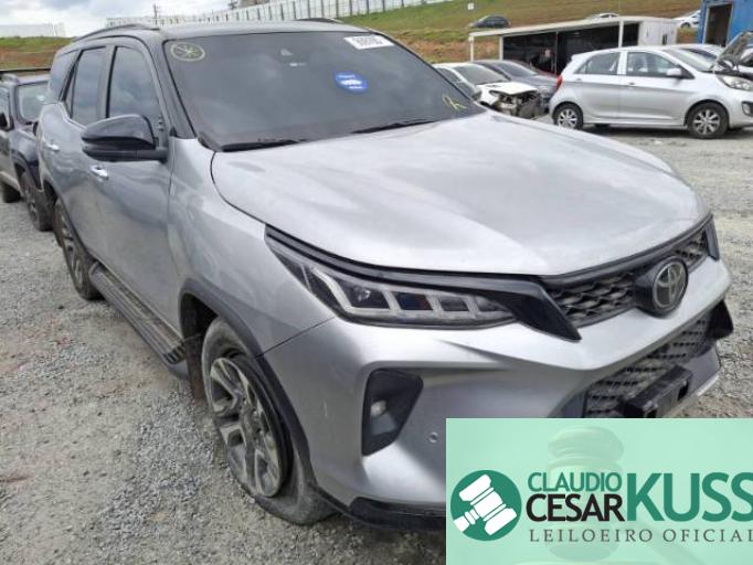 TOYOTA HILUX SW4  22/22